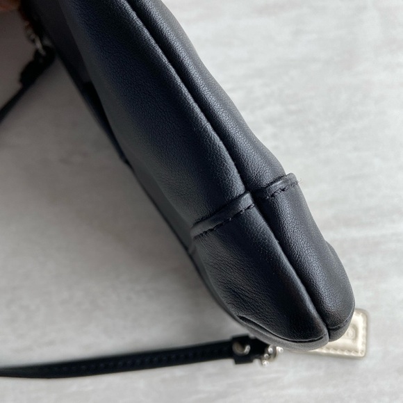 COACH Wristlet - Picture 10 of 13